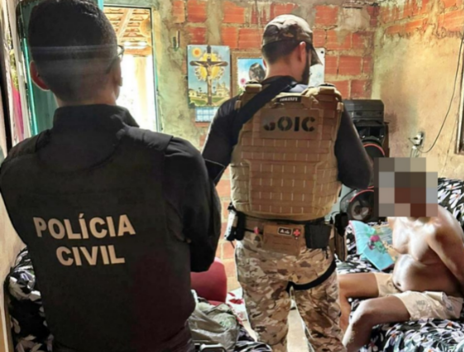 Acusados de tráfico de drogas são presos em flagrante em Curralinhos.