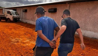 Preso durante a ação.