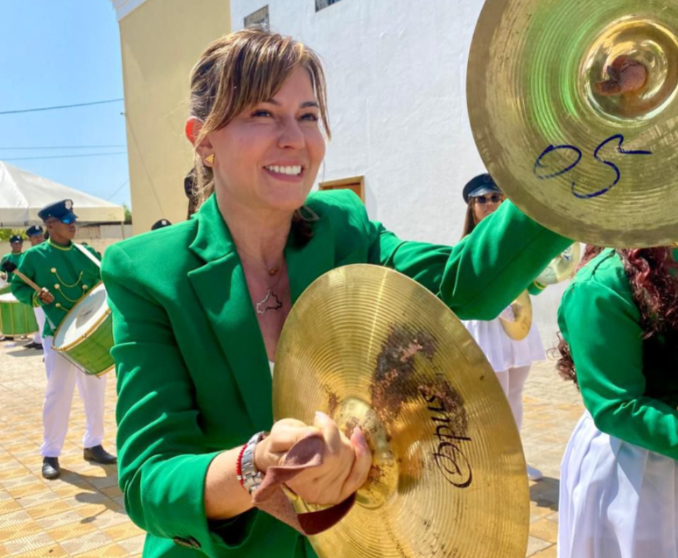 Prefeita Ivanária Sampaio.