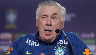Técnico Carlo Ancelotti