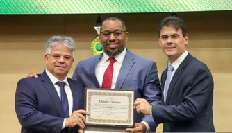 Promotor de Justiça é agraciado com Título de Cidadania Piauiense.