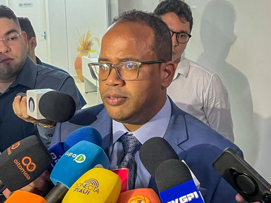 Vereador Enzo Samuel.