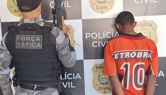 Homem é preso pela PM em Esperantina