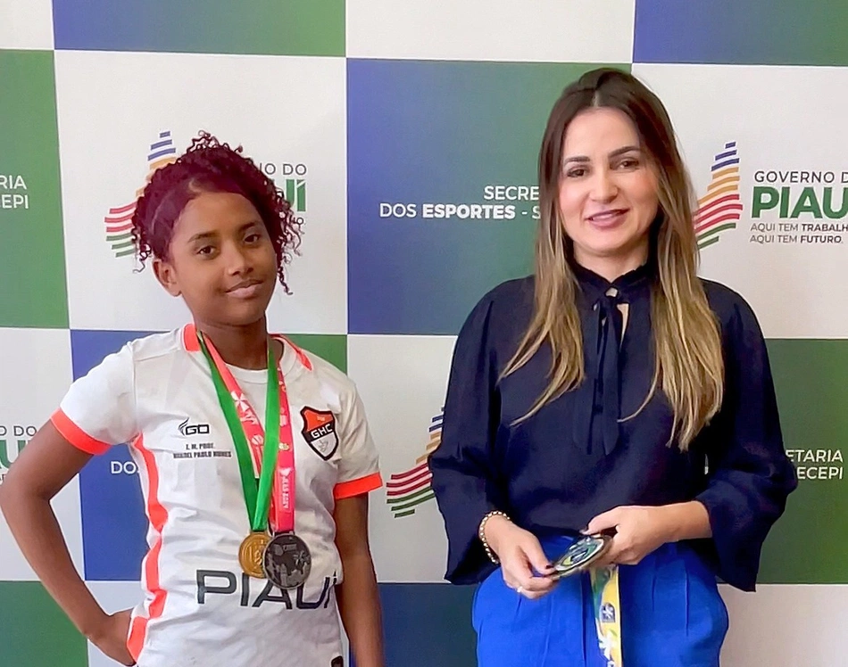 Atleta piauiense Vitória Pires, do Projeto Social de Handebol Feminino no Vale do Gavião