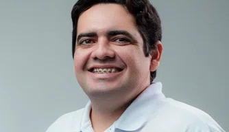 Prefeito de Cajueiro da Praia, Felipe Ribeiro