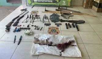 Alguns materiais apreendidos