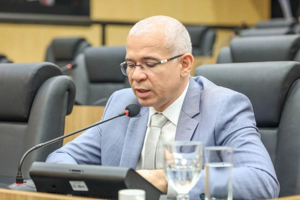 Deputado Tiago Vasconcelos (MDB)