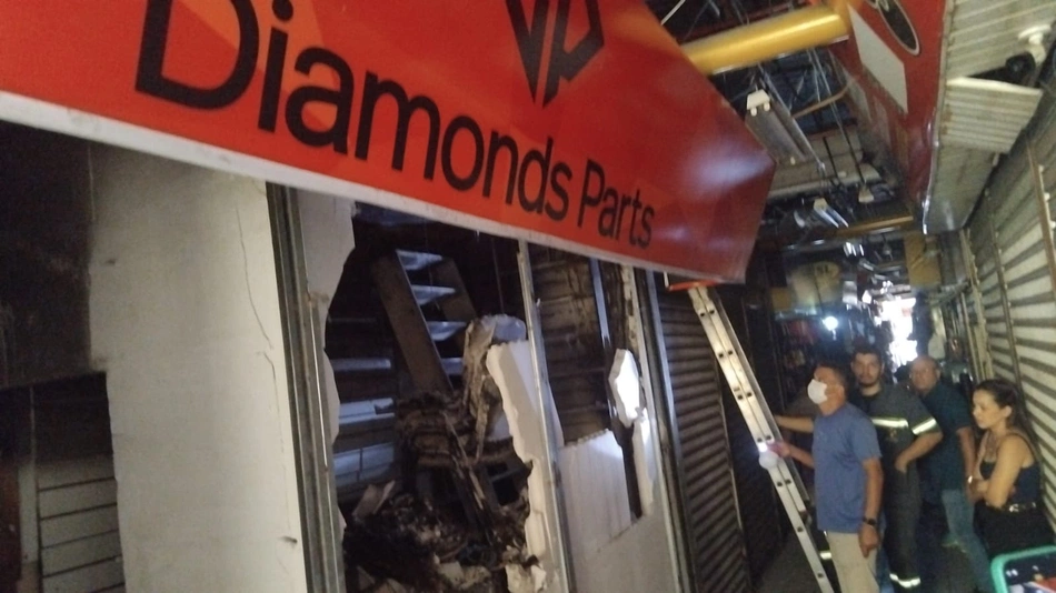 Incêndio shopping da cidade.