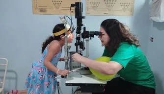 Ação especial de exames oftalmológicos em crianças