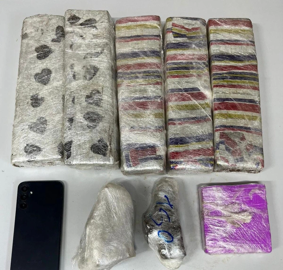 Homem é preso por tráfico de drogas