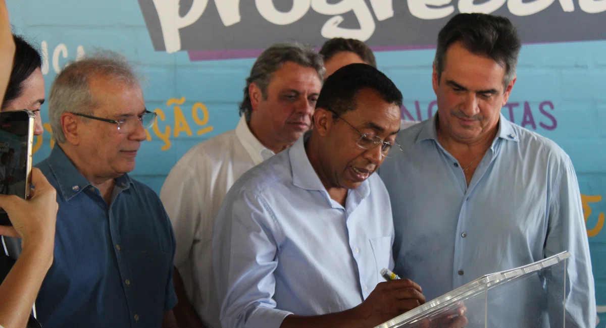 Ex-senador se filia ao Progressistas em solenidade