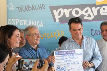 João Vicente Claudino se filia ao Progressistas em Teresina