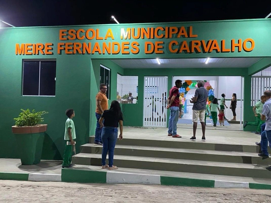 Prefeitura de Esperantina inaugura Escola Municipal Meire Fernandes de Carvalho