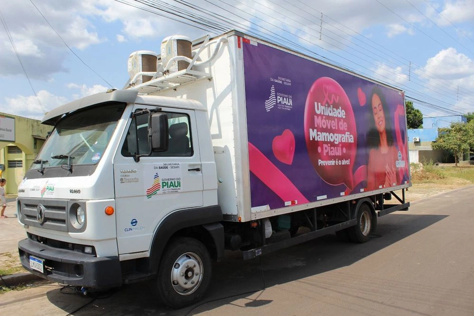 caminhão da mamografia.