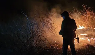 Combate à queimadas