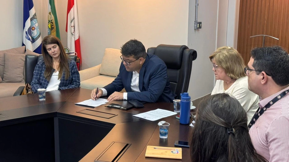 Chico Lucas anuncia Sala de Situação para monitorar casos suspeitos de intoxicação por metanol