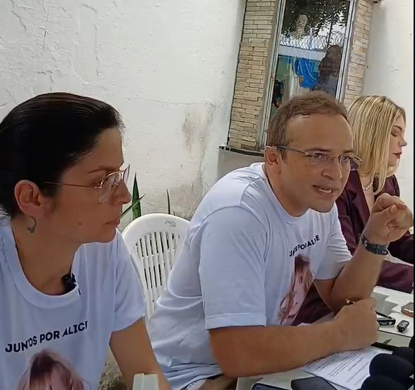 Coletiva de imprensa com família de Alice Brasil