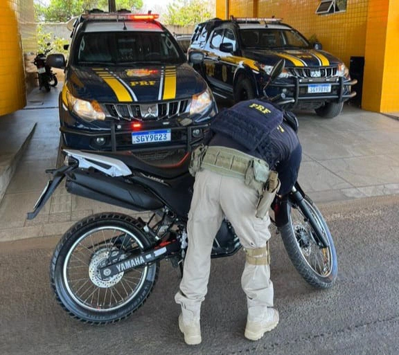 Recuperação de motocicletas na BR 230 em Floriano