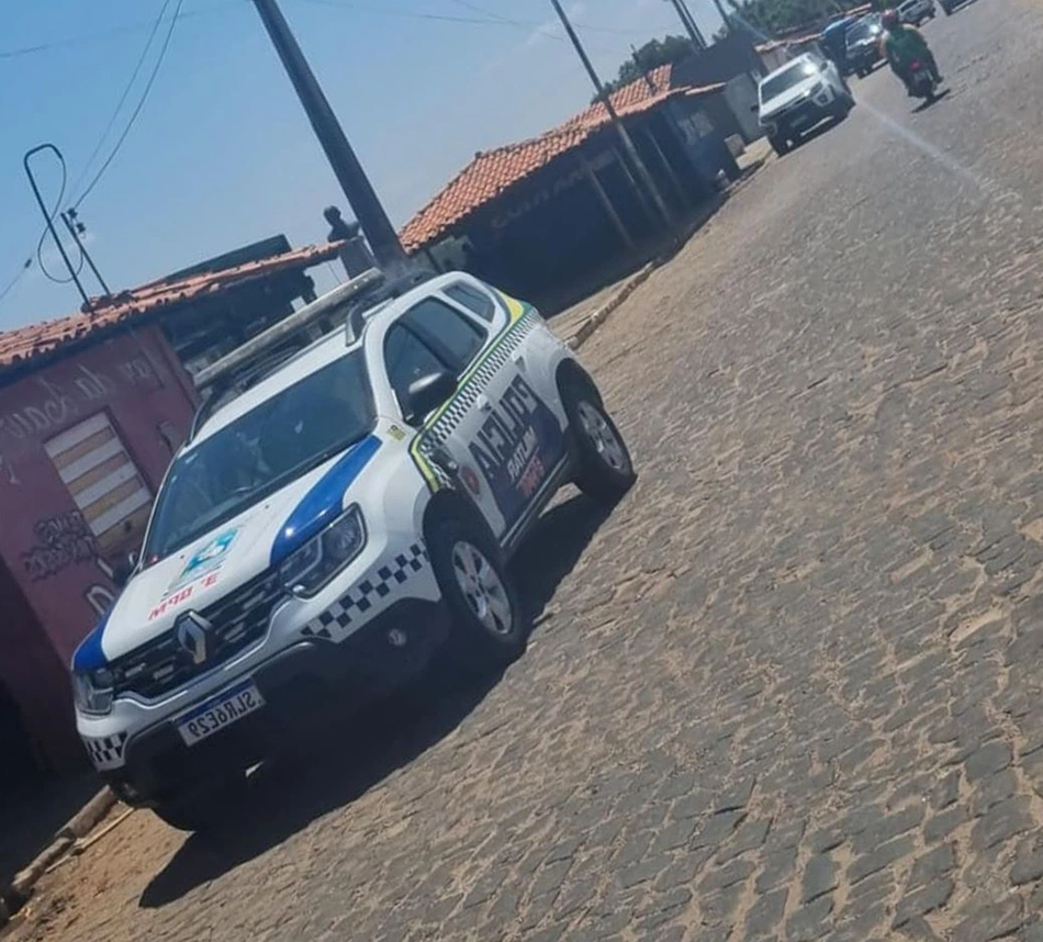 Viatura da Polícia Militar.