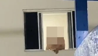 Jornalista é flagrado praticando gestos obscenos em condomínio