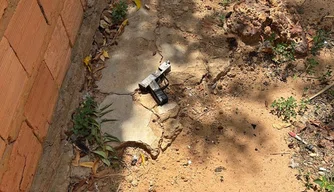 Homem em posse de arma de fogo