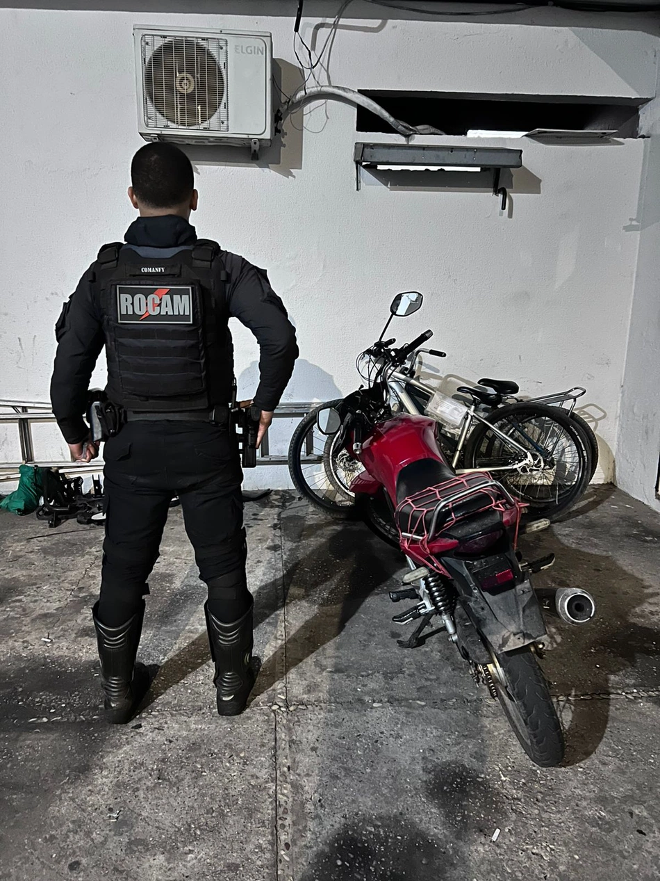 Homens são presos por Polícia Militar