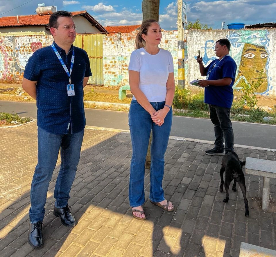 Vereadora Lucy Soares e superintendente da SDU Norte visitam Residencial Edgar Gayoso