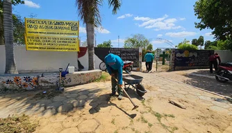 Prefeitura de Esperantina realiza limpeza de cemitérios