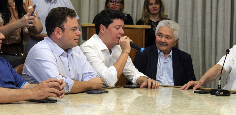 Ex-secretário da pasta, Victor Linhares