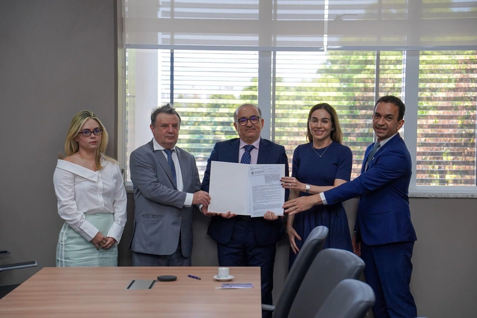 TJ firma acordo para emissão de certidões imediatamente após o nascimento da criança.