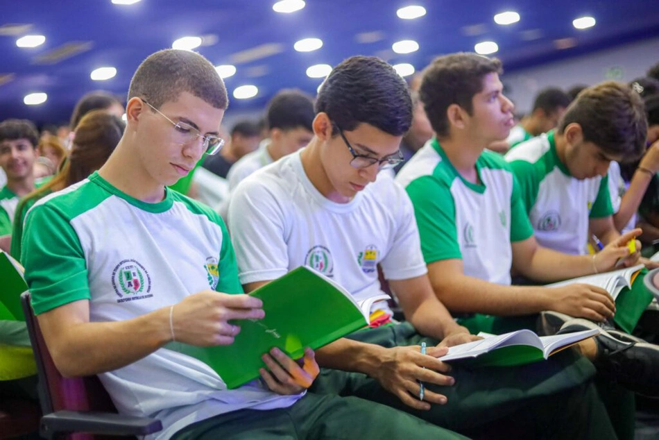 Mais de 120 mil estudantes piauienses se preparam para o Enem 2025 neste domingo