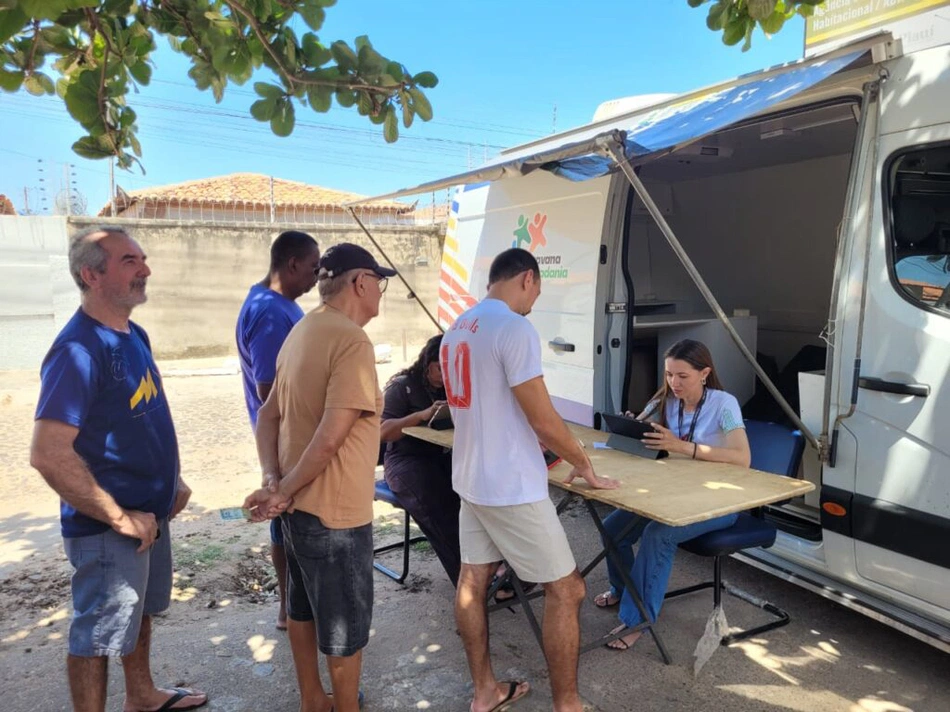 Atendimentos no litoral com mais de 500 serviços e ampliam regularização habitacional no Piauí