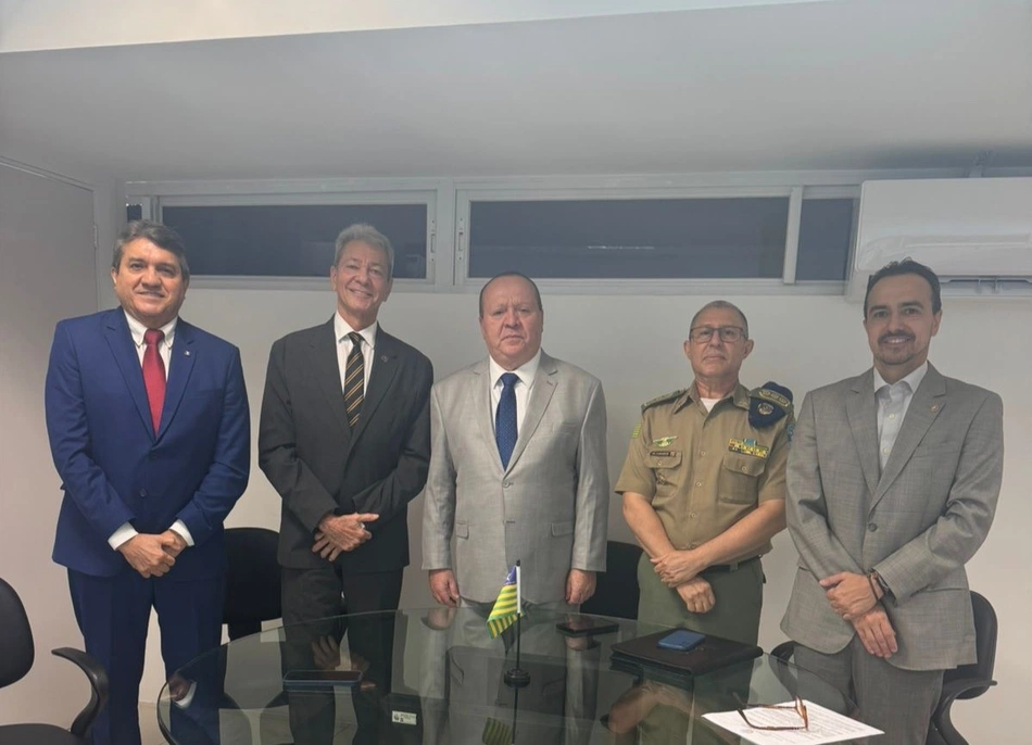 Reunião no Ministério Público do Piauí