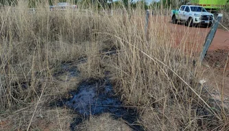 Emulsão asfáltica derramada em Baixa Grande do Ribeiro