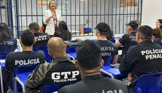 Capacitação em manejo e contenção de situações de crise mental