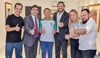 Rafael Fonteles recebe Aike de Jesus