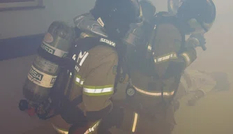 Heda realiza simulação de combate à incêndio em Parnaíba