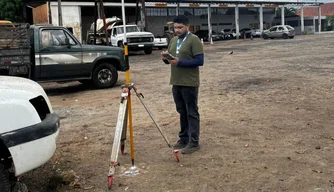 Trabalho de demarcação e georreferenciamento da zona foreira da capital