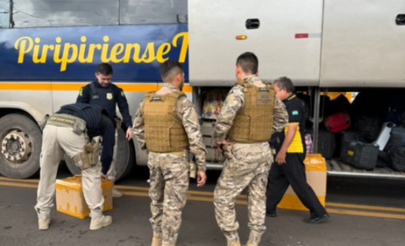 PRF em operação Embarque Legal