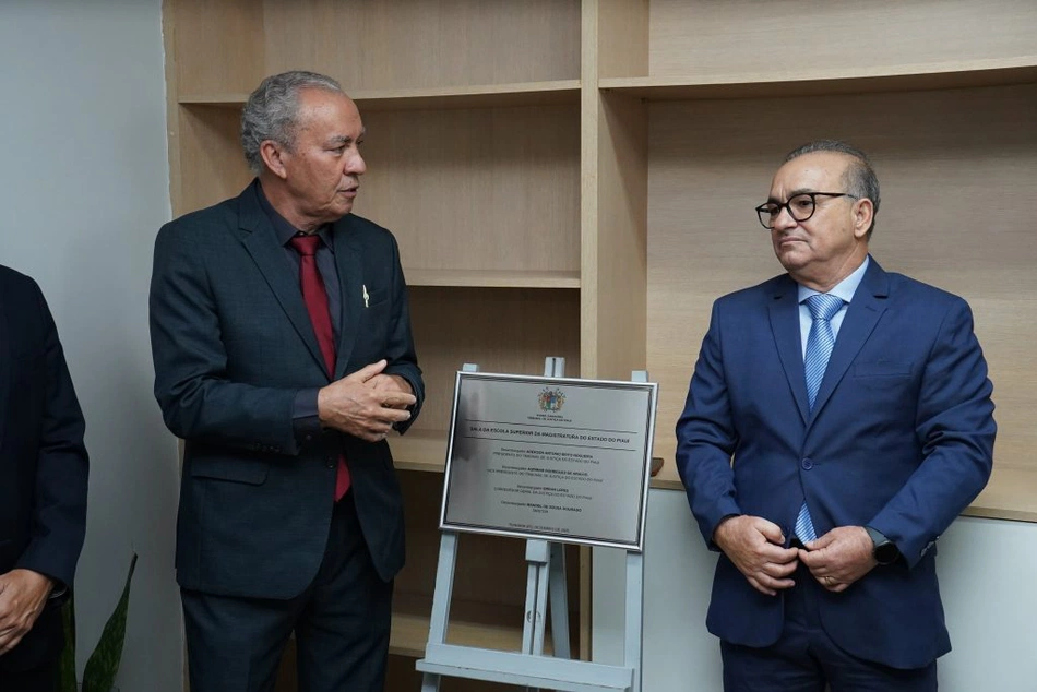 TJPI inaugura sala da Escola da Magistratura