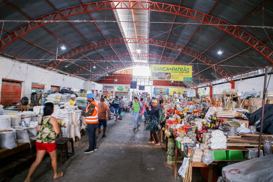 Ciro Nogueira inaugura Mercado Municipal em Campo Maior
