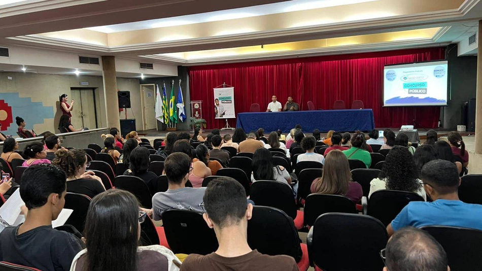 Estudantes de preparatório para concurso público