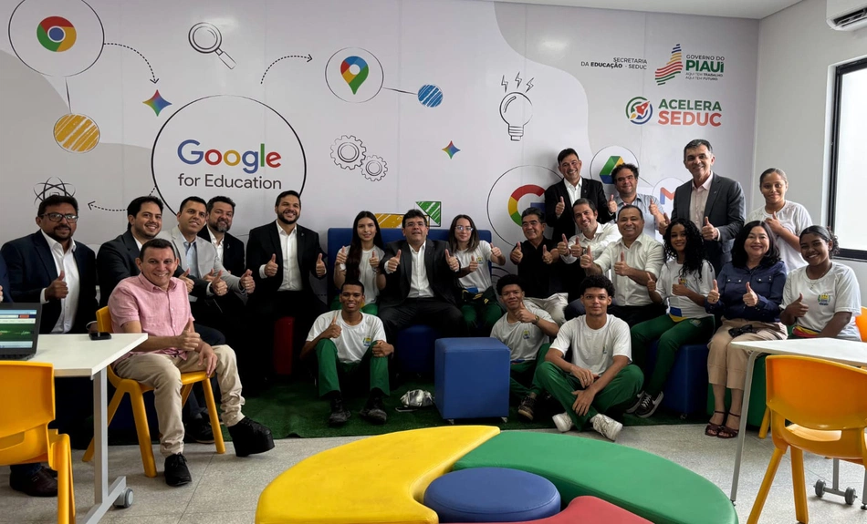 Rafael Fonteles inaugura Escola de Tecnologia da Seduc em Teresina