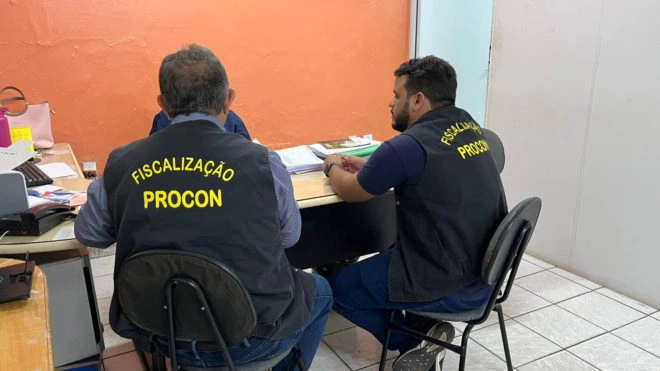Fiscalização em escolas privadas de Teresina