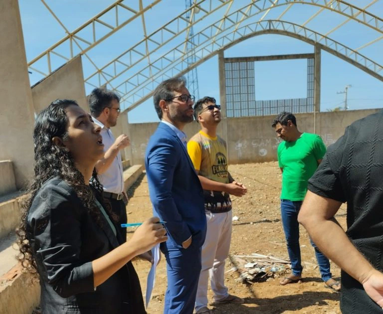 Inspeção em obras de unidades educacionais