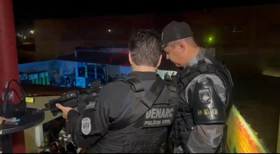 Operação policial faz apreensões em baile reggae na zona Sul de Teresina