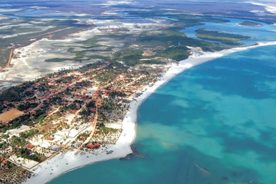 Vista aérea do município de Cajueiro da Praia