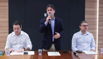 Apresentação na Alepi