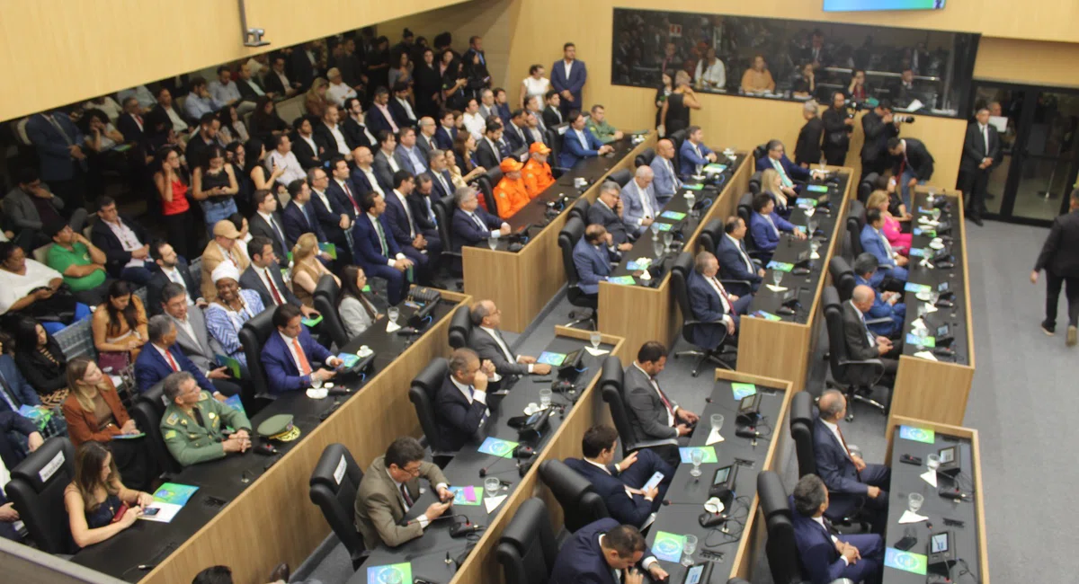 Sessão de abertura do ano legislativo na Alepi