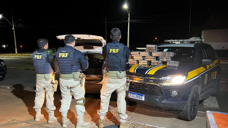 Motorista é preso em Picos ao transportar mais de 26 kg de cocaína para a Bahia